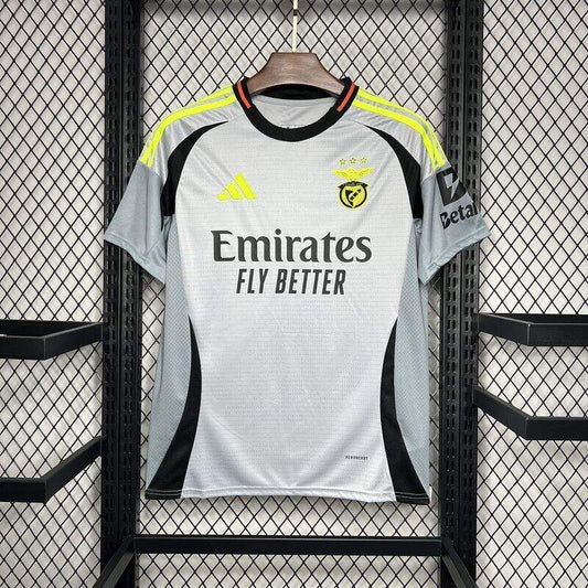 Benfica 24/25 alternativa